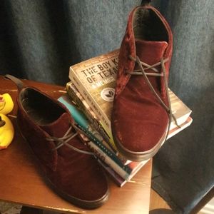 Dr. Martens Daytona Burgundy Velvet
